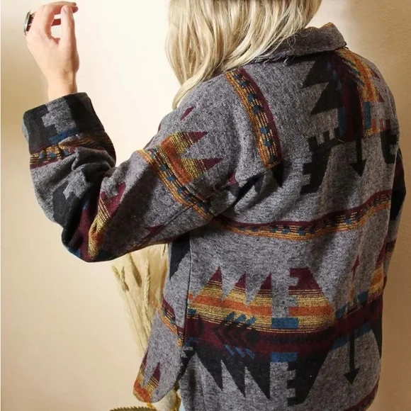 New In Aztec Tribal Shacket Jacket - Picture 2 of 11